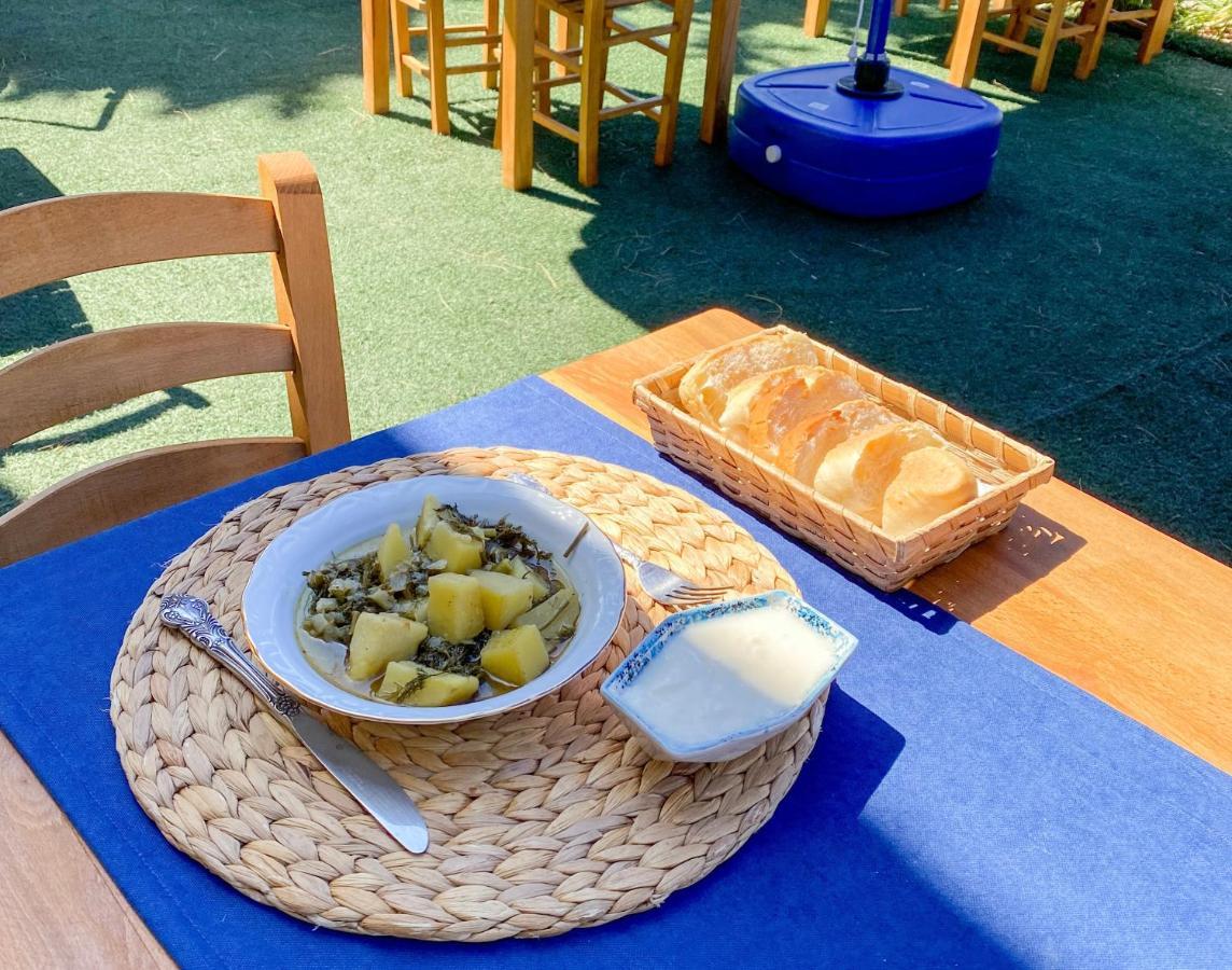 Lacivert Hotel Ayvalı Buitenkant foto