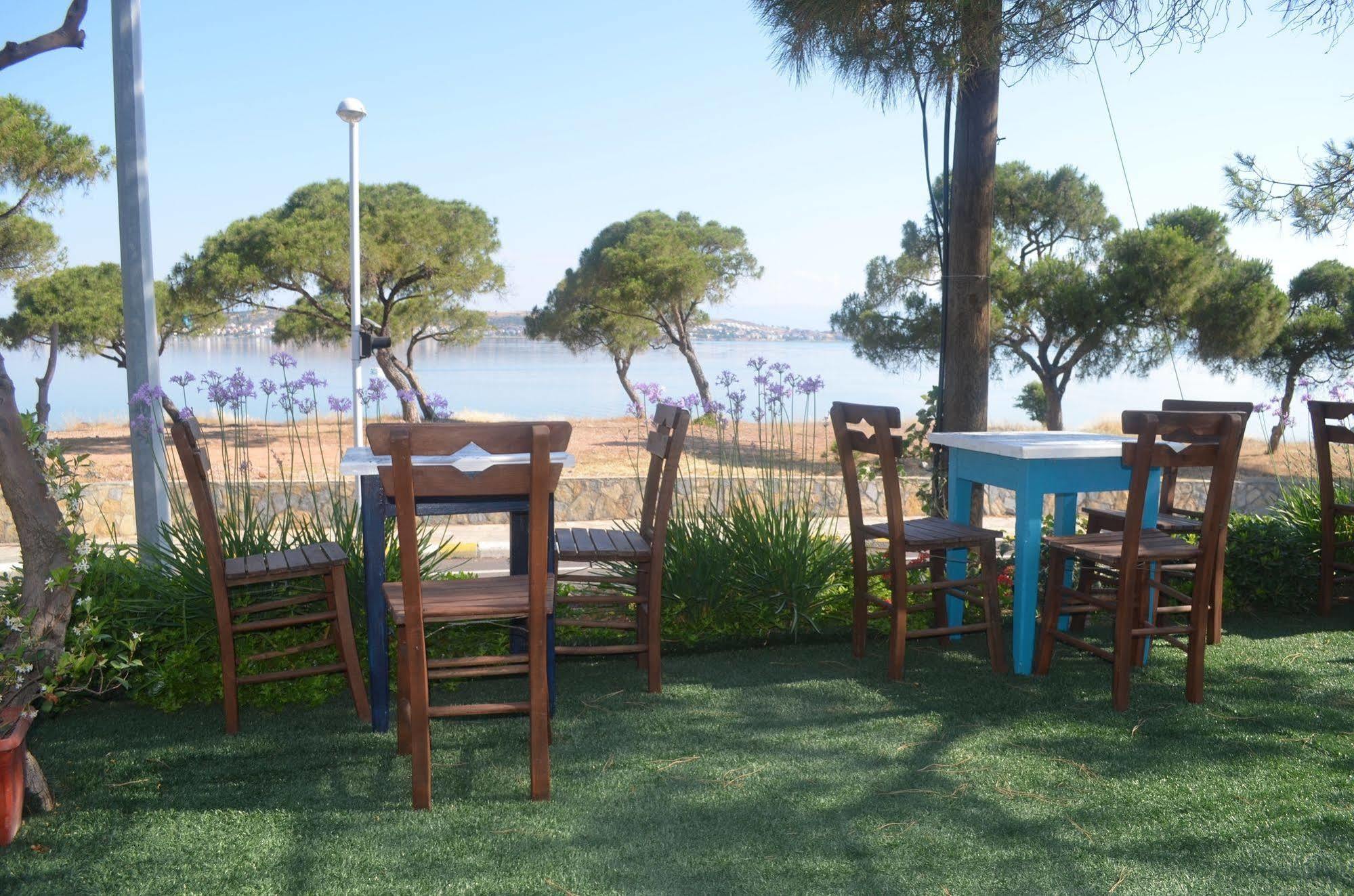 Lacivert Hotel Ayvalı Buitenkant foto
