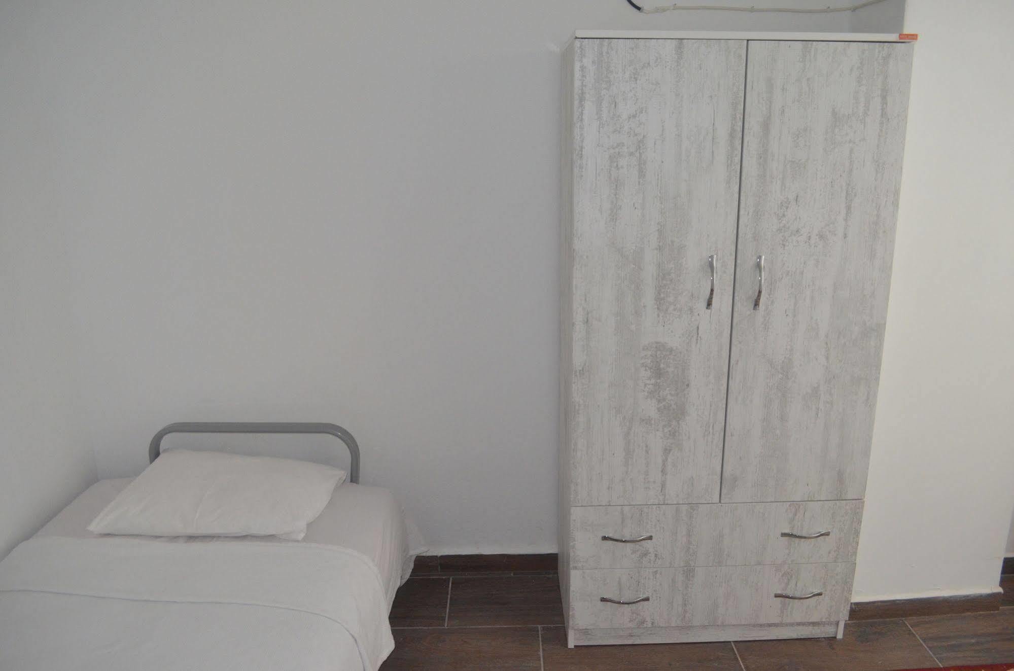 Lacivert Hotel Ayvalı Buitenkant foto