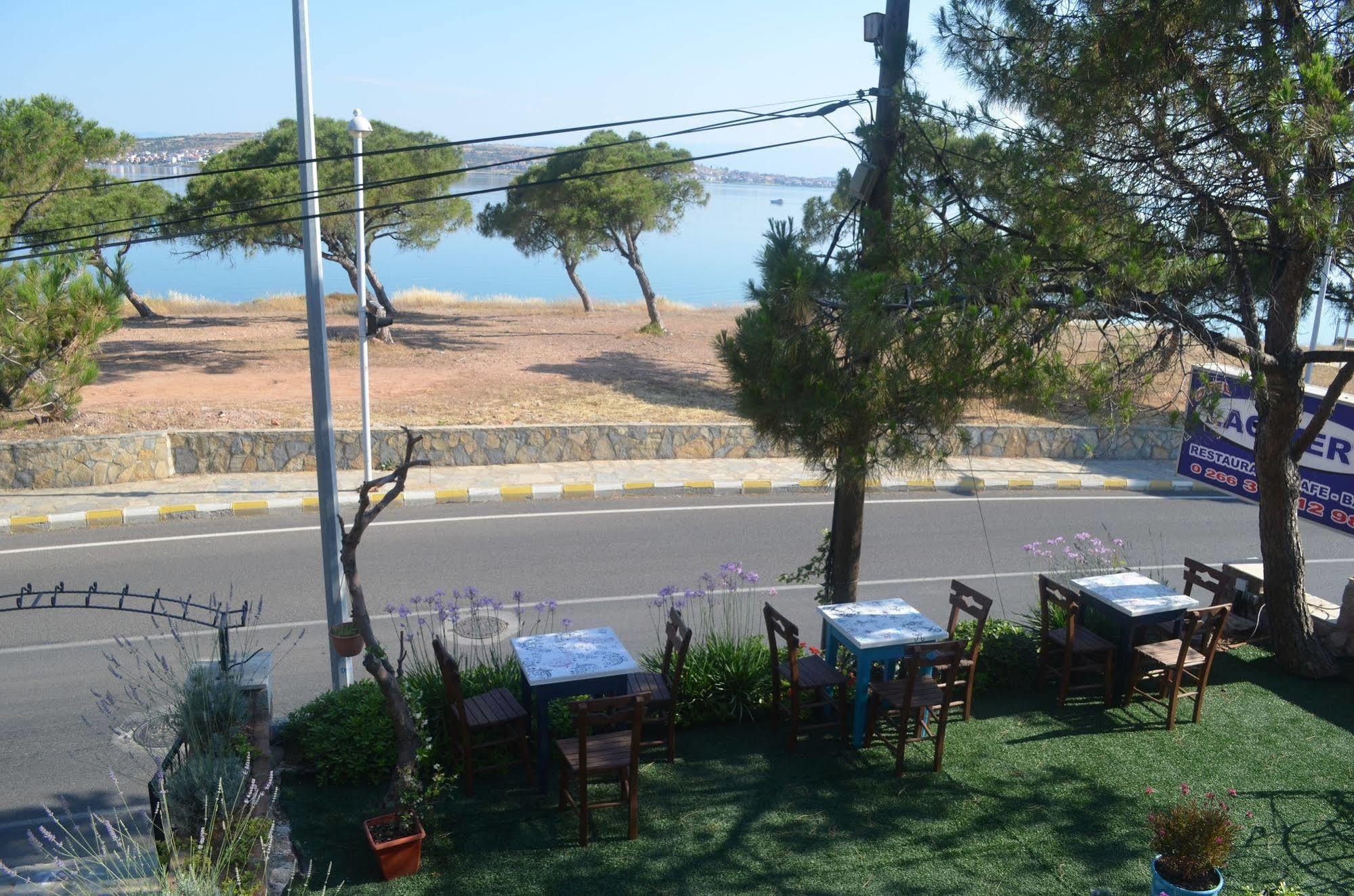 Lacivert Hotel Ayvalı Buitenkant foto