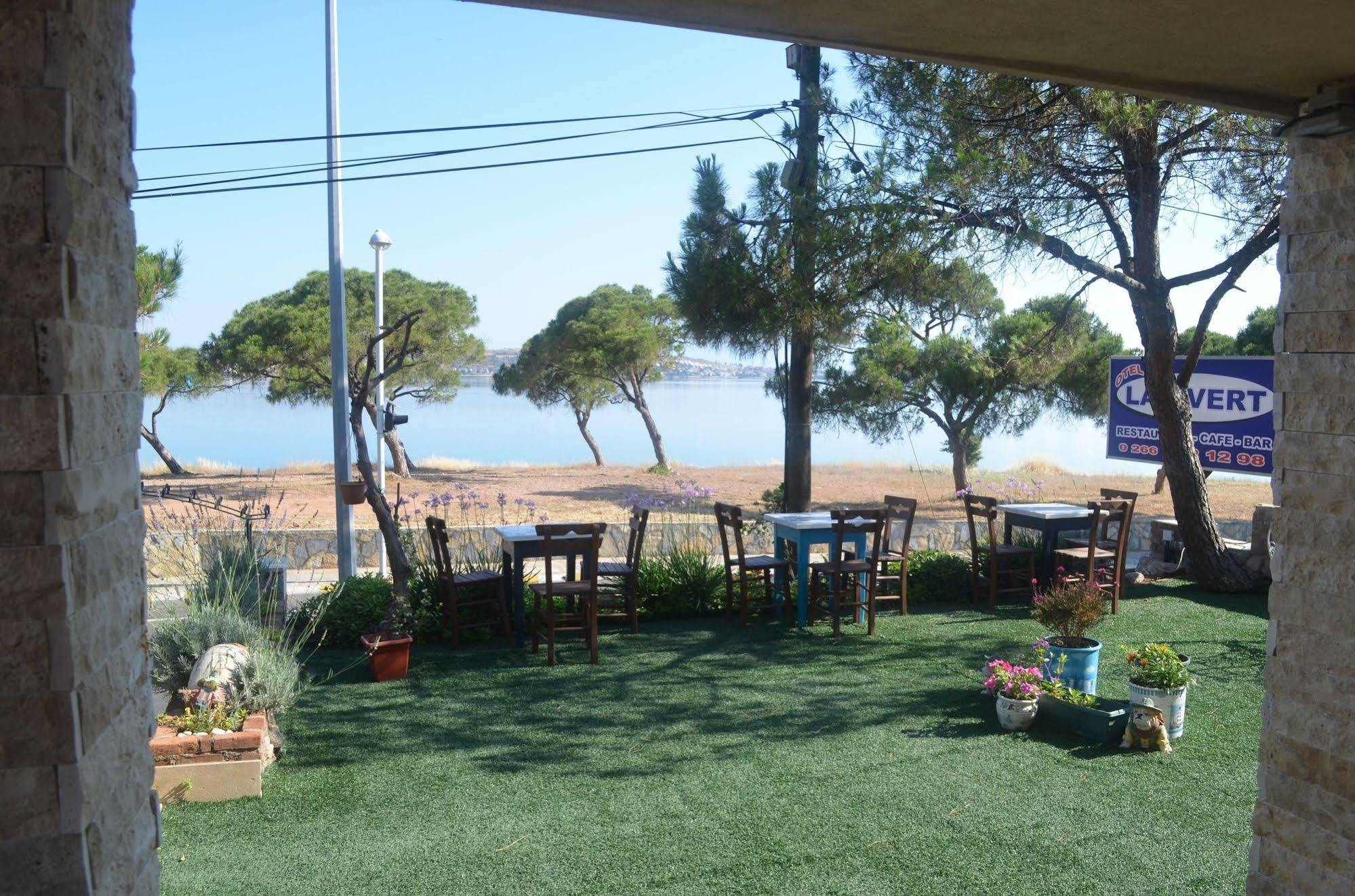 Lacivert Hotel Ayvalı Buitenkant foto