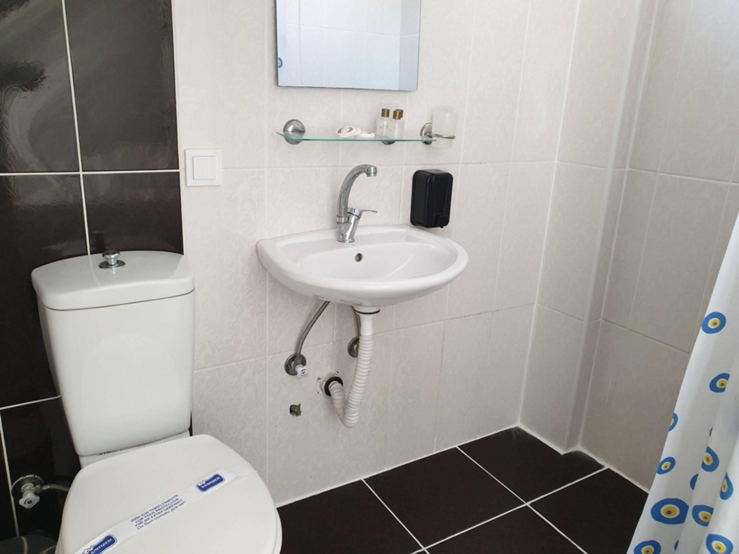 Lacivert Hotel Ayvalı Buitenkant foto