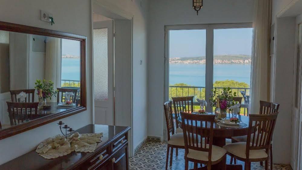 Lacivert Hotel Ayvalı Buitenkant foto